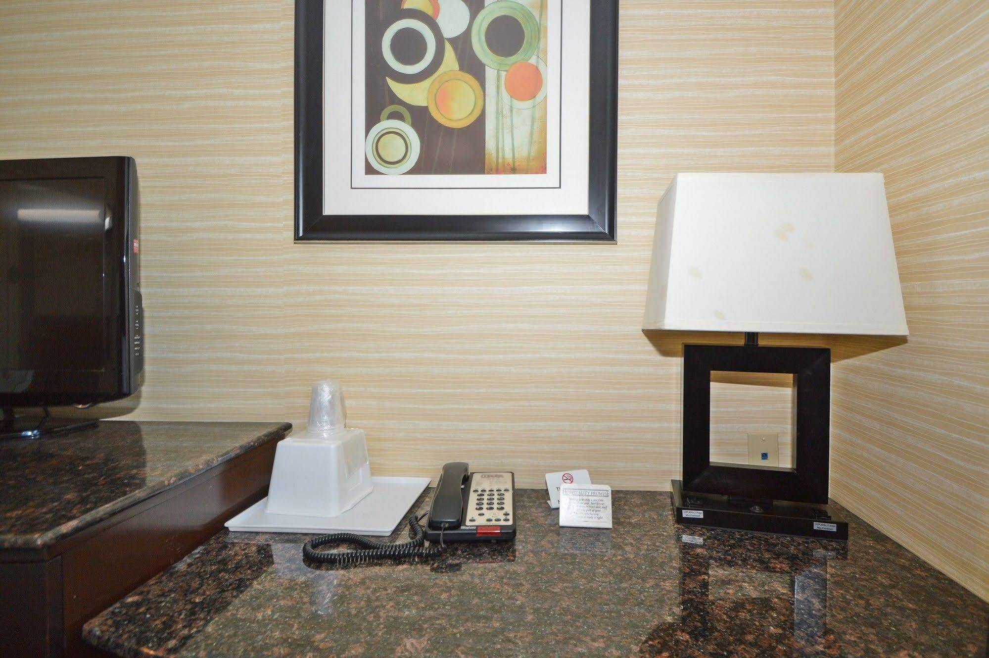 Corona Hotel New York - Laguardia Airport Buitenkant foto